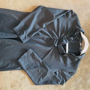 JMclaughlin Durham Ruffle top. 3/4 sleeves. Hunter green. Very good condition